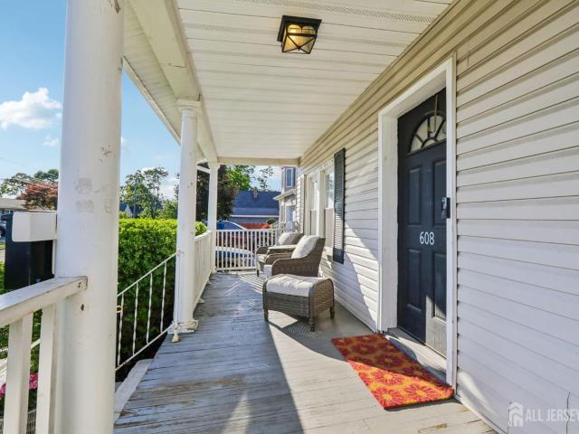 House for sale in Middlesex, New Jersey