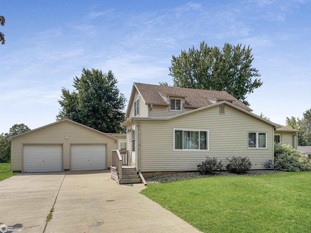 House for sale in Ackley, Iowa