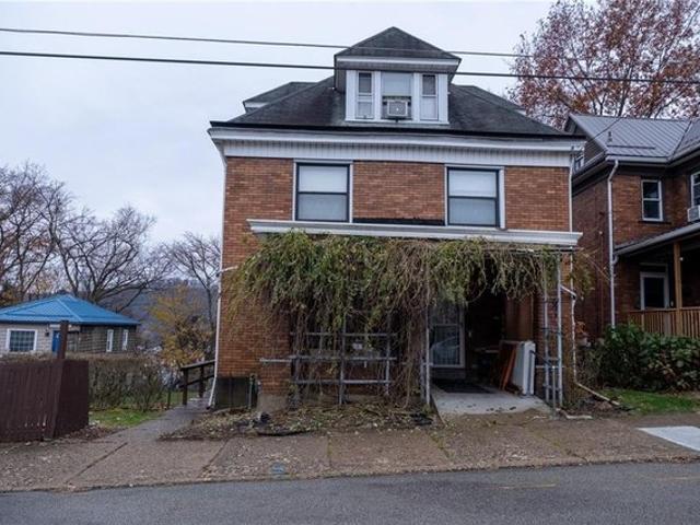 House for sale in Tarentum, Pennsylvania