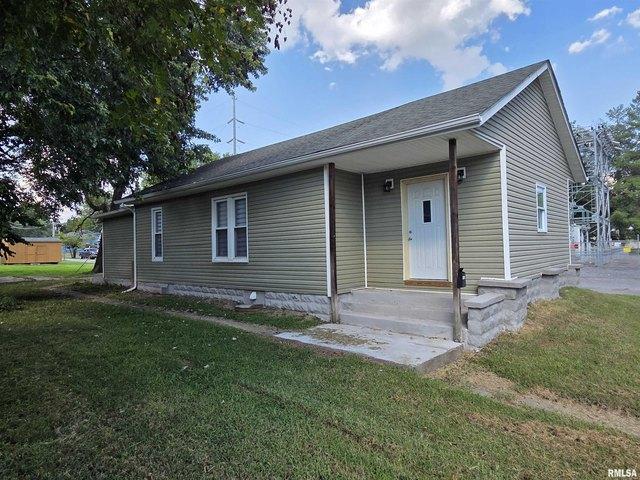 House for sale in Johnston City, Illinois