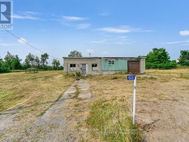 House for sale in Edwardsburgh cardinal, Ontario