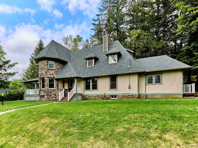 House for sale in Glen Spey, New York