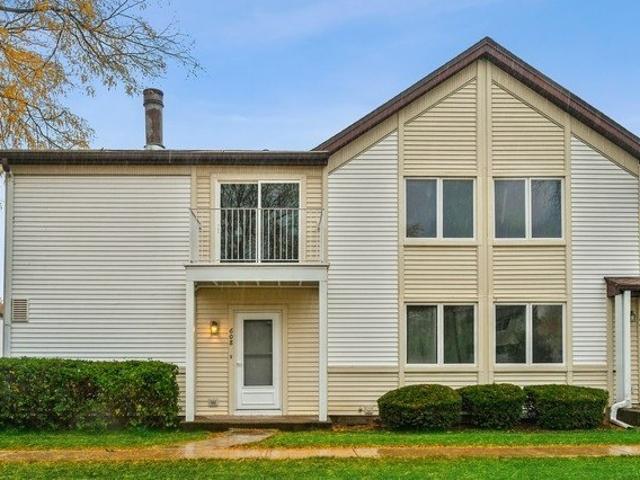 Condo for sale in Deerfield, Illinois