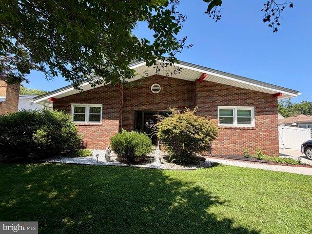 House for sale in Laurel Springs, New Jersey