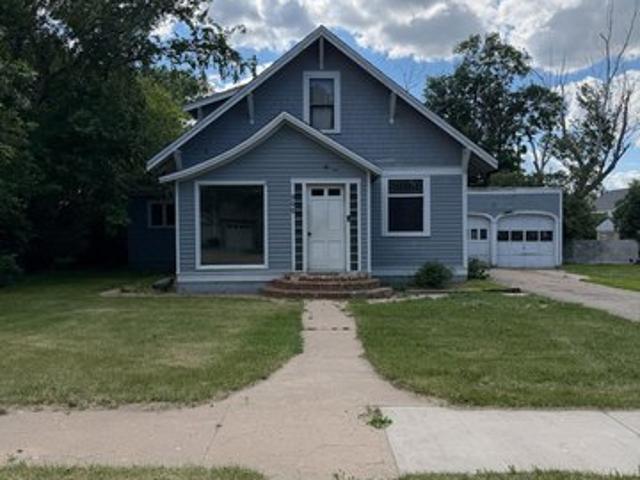 House for sale in Crosby, North Dakota