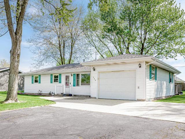 House for sale in Ossian, Indiana