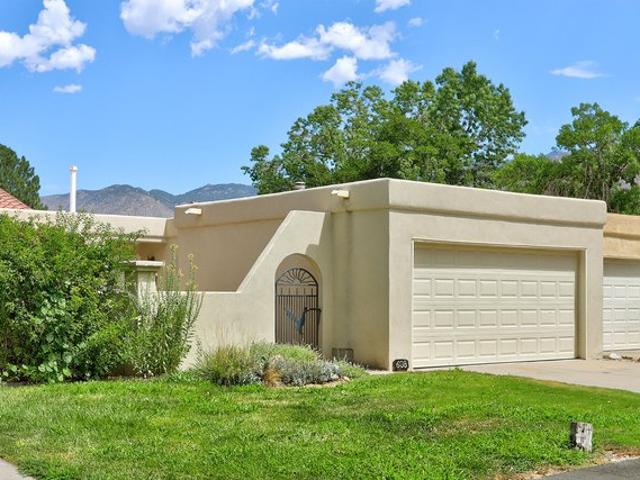 Townhouse for sale in New Mexico