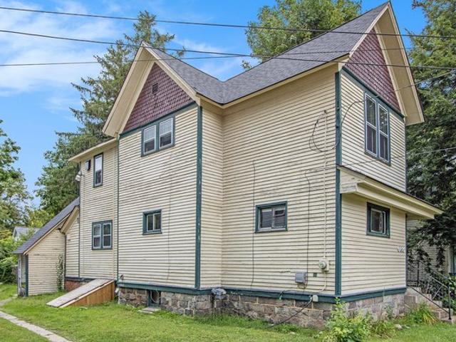 House for sale in Kalamazoo, Michigan