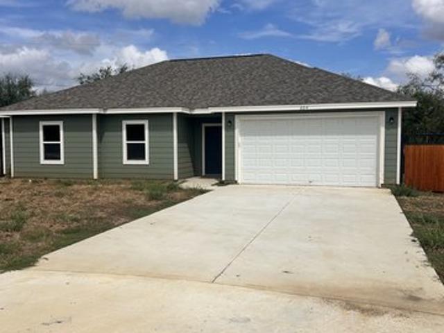 House for sale in Nixon, Gonzales County