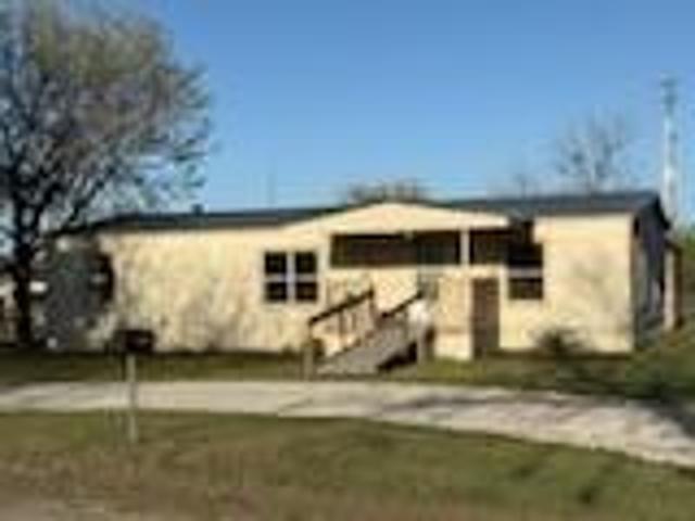 House for sale in Seymour, Baylor County