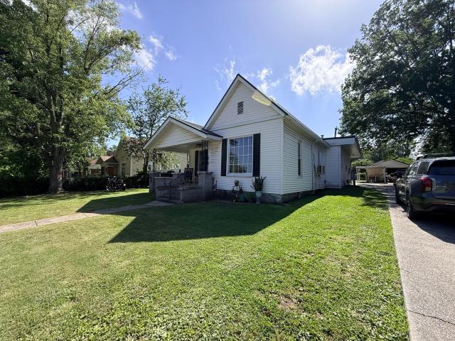 House for sale in Barry, Missouri