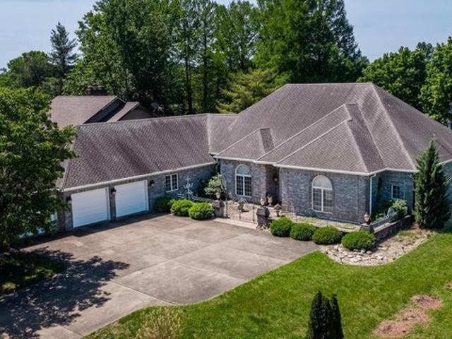 House for sale in Marion, Illinois
