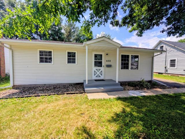 House for sale in Aledo, Illinois