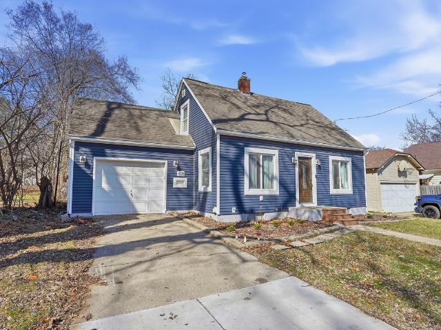House for sale in Fenton, Michigan