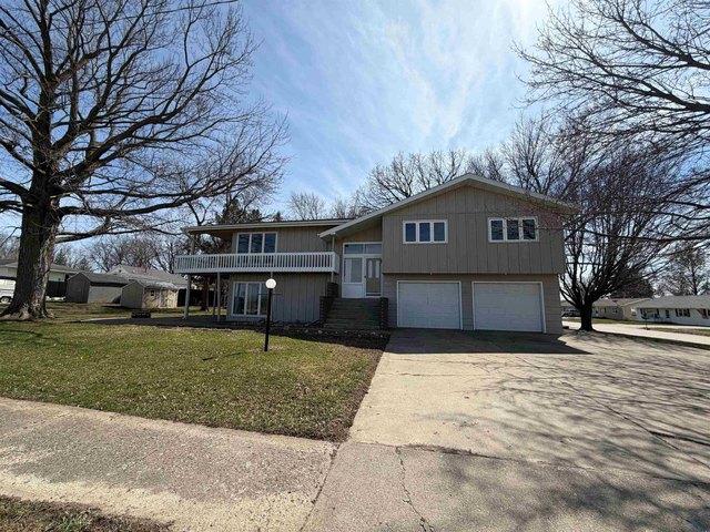 House for sale in Sheldon, Iowa