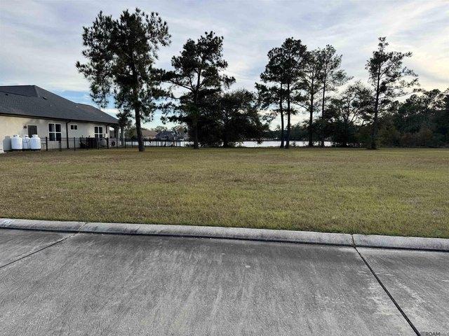 Land for sale in Covington, Louisiana