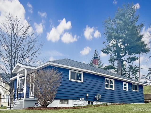 House for sale in Kingsford, Michigan