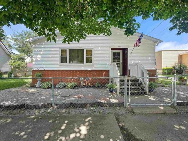 House for sale in Flora, Indiana