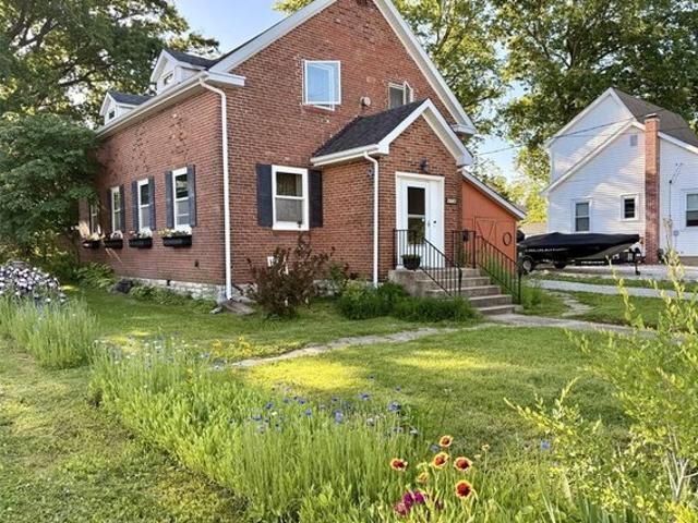 House for sale in Monroe, Illinois