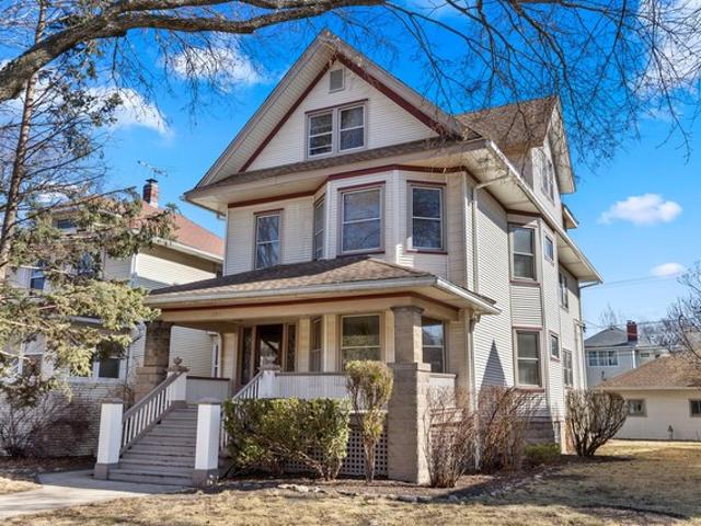 House for sale in Oak Park, Illinois