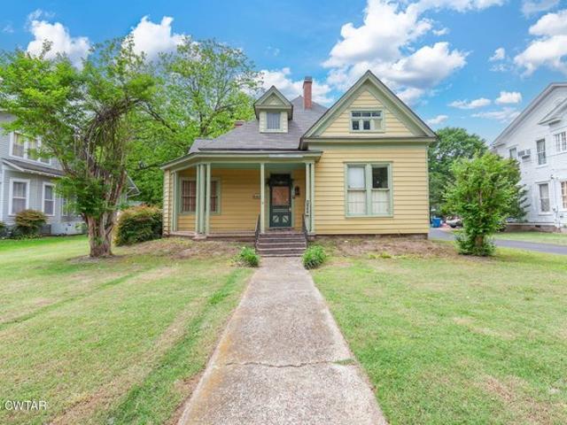 House for sale in Trenton, West Tennessee