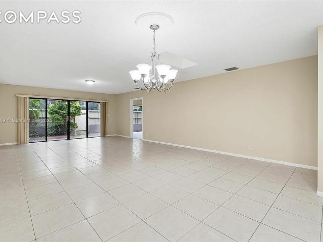 Townhouse for sale in Hollywood