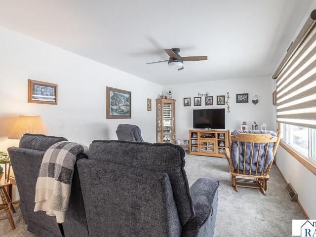 House for sale in Madelia, Minnesota