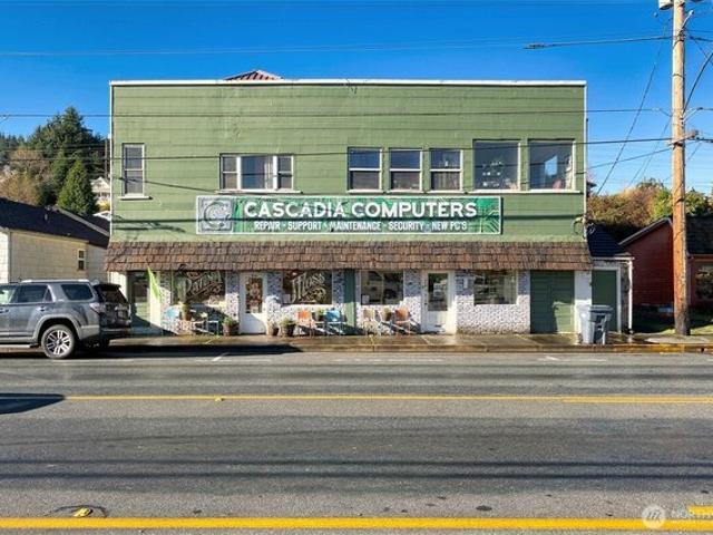 House for sale in South Bend, Washington
