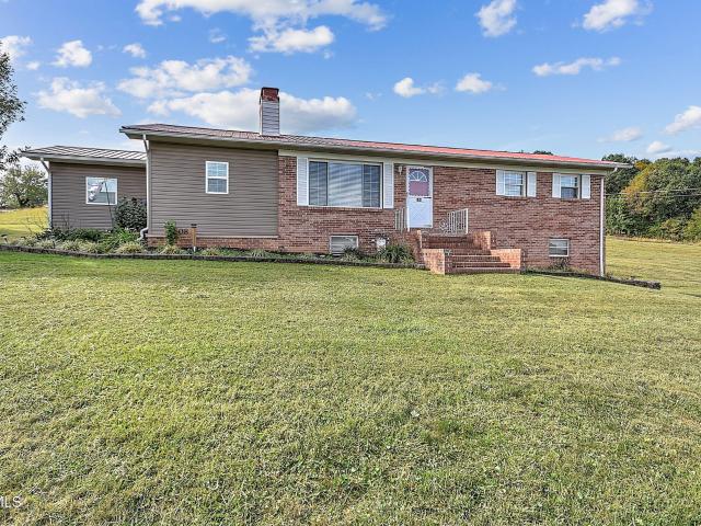 House for sale in Walnut Grove, Bluff City