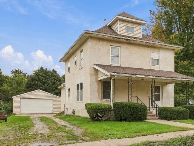 House for sale in Victor, Iowa County