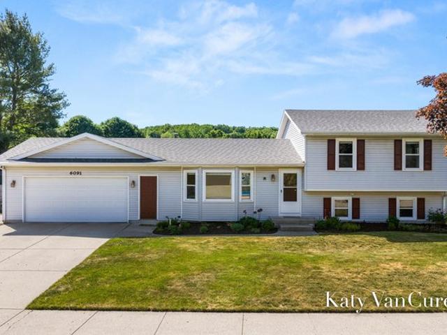 House for sale in Plainfield Charter Township, Belmont