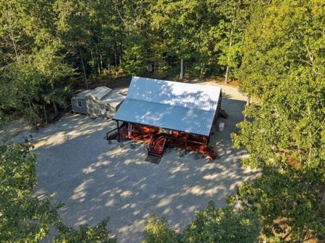 House for sale in Hurricane Mills, Middle Tennessee