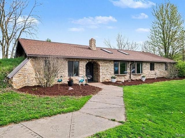 House for sale in Gaines, Michigan
