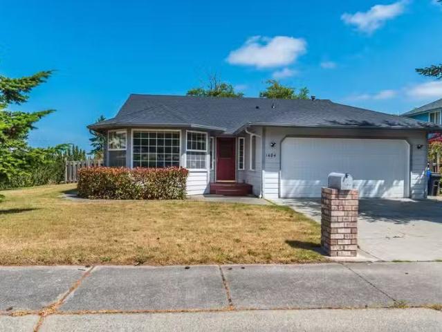 House for rent in Oak Harbor