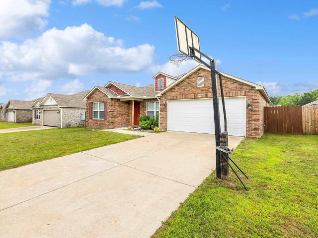 House for sale in Ark
