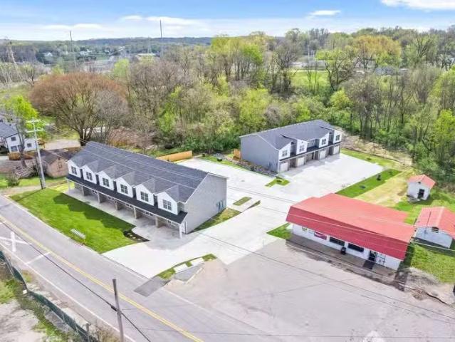 Condo for rent in Clarksville