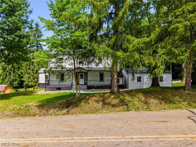 House for sale in Louisville, Ohio