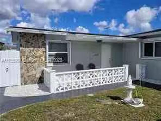 Condo for rent in Hialeah