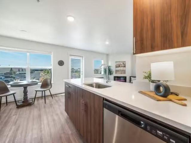 Condo for rent in Redmond