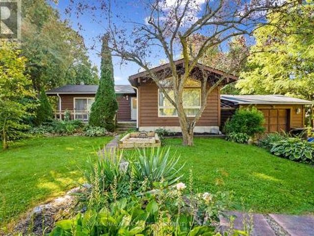 House for sale in Harwood, Hamilton Township