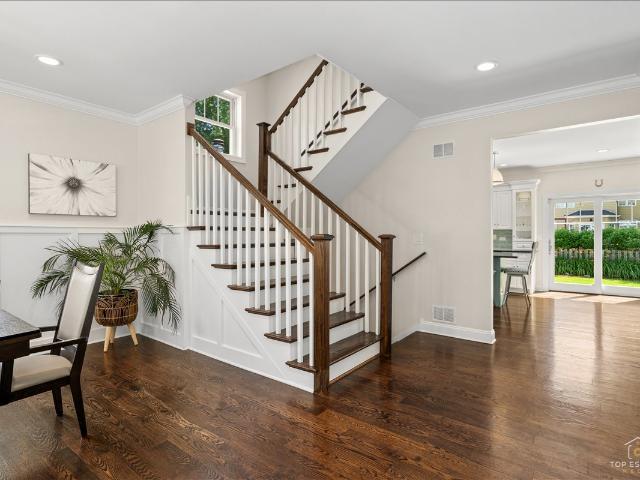 House for sale in La Grange, Illinois