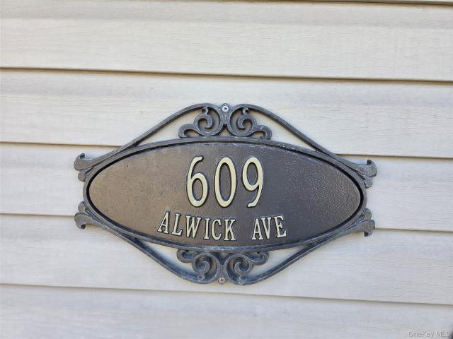 House for sale in West Islip, Town of Islip