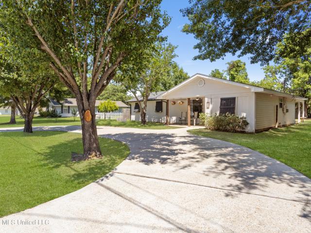 House for sale in Bay Saint Louis, Mississippi
