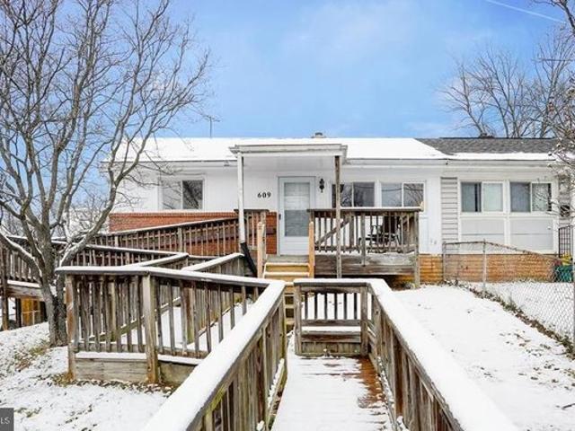 Townhouse for sale in Hungerford Towne, Rockville