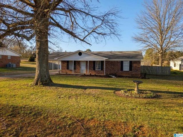 House for sale in Lexington, Alabama