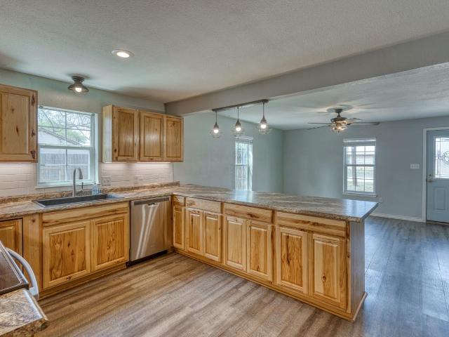 House for sale in Lexington, Texas