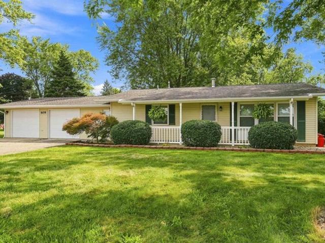 House for sale in North Manchester, Indiana