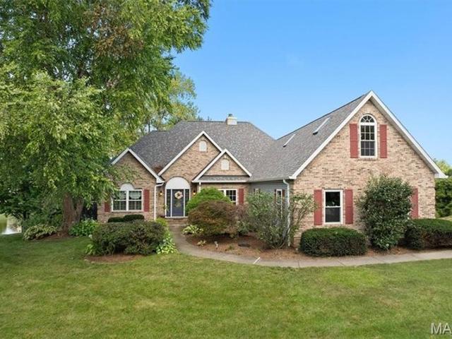 House for sale in Shiloh, Illinois