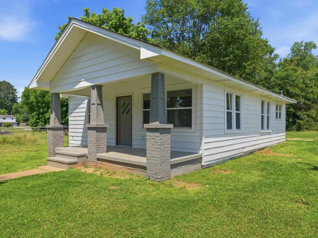House for sale in Tuscumbia, Alabama
