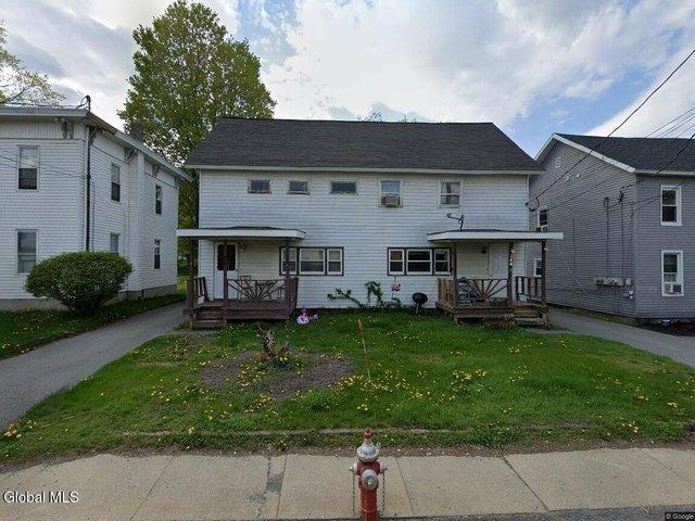 House for sale in Saratoga, New York